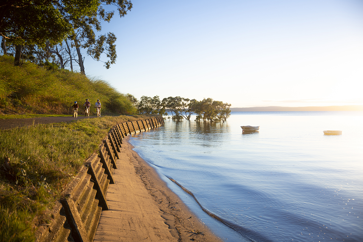 Redland Bay Foreshore.jpg